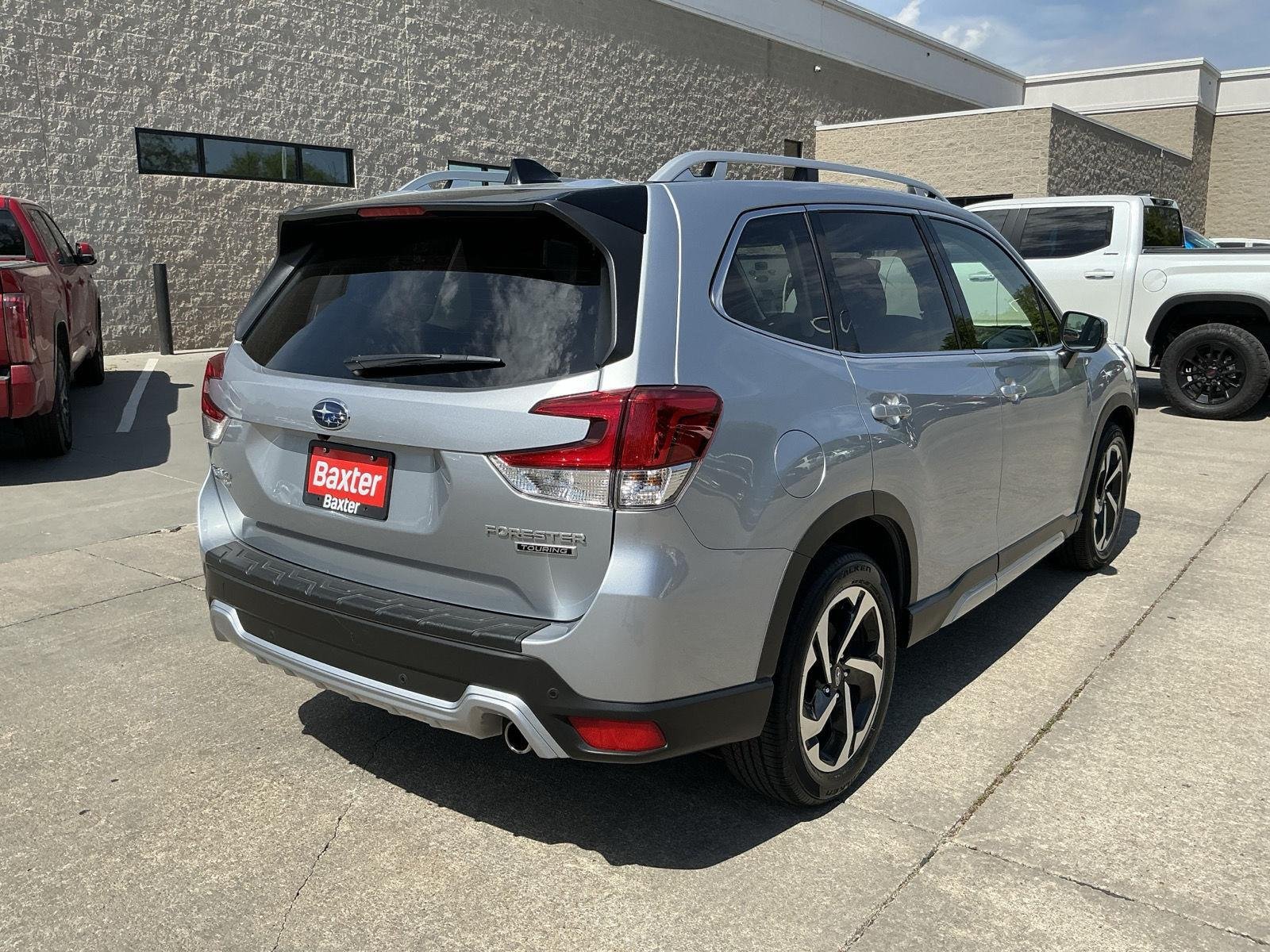 Used 2024 Ice Silver Metallic Subaru Touring image 26