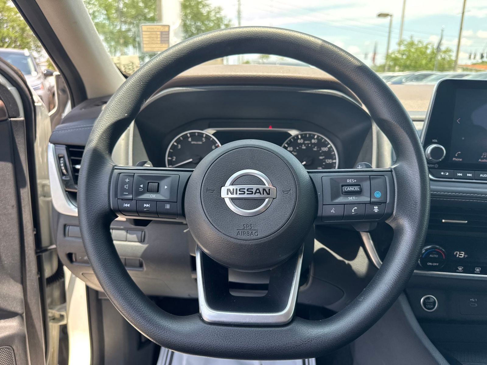 Used 2021 White Nissan SV image 15