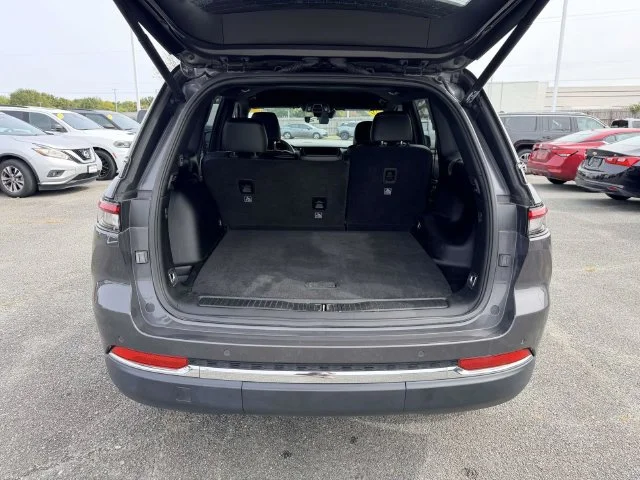 2025 Jeep Grand Cherokee Limited - Photo 12