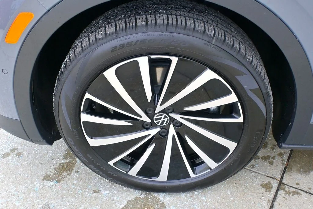 2025 Volkswagen ID.4 PRO - Photo 9