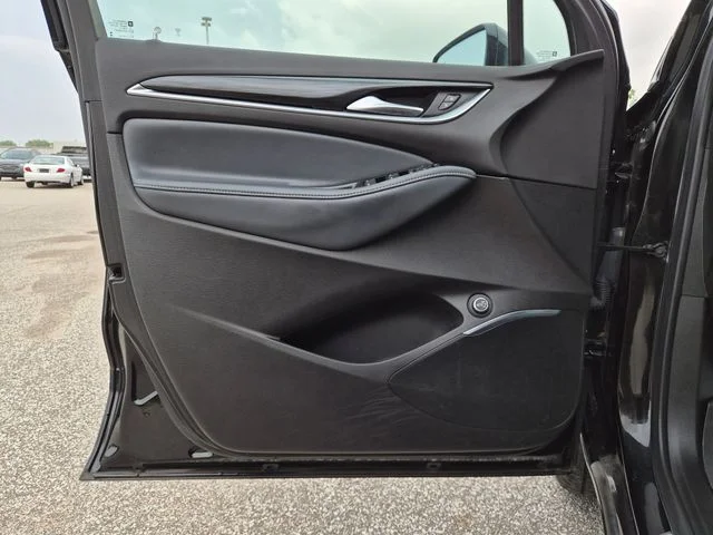 Used 2023 Black Buick Essence image 14