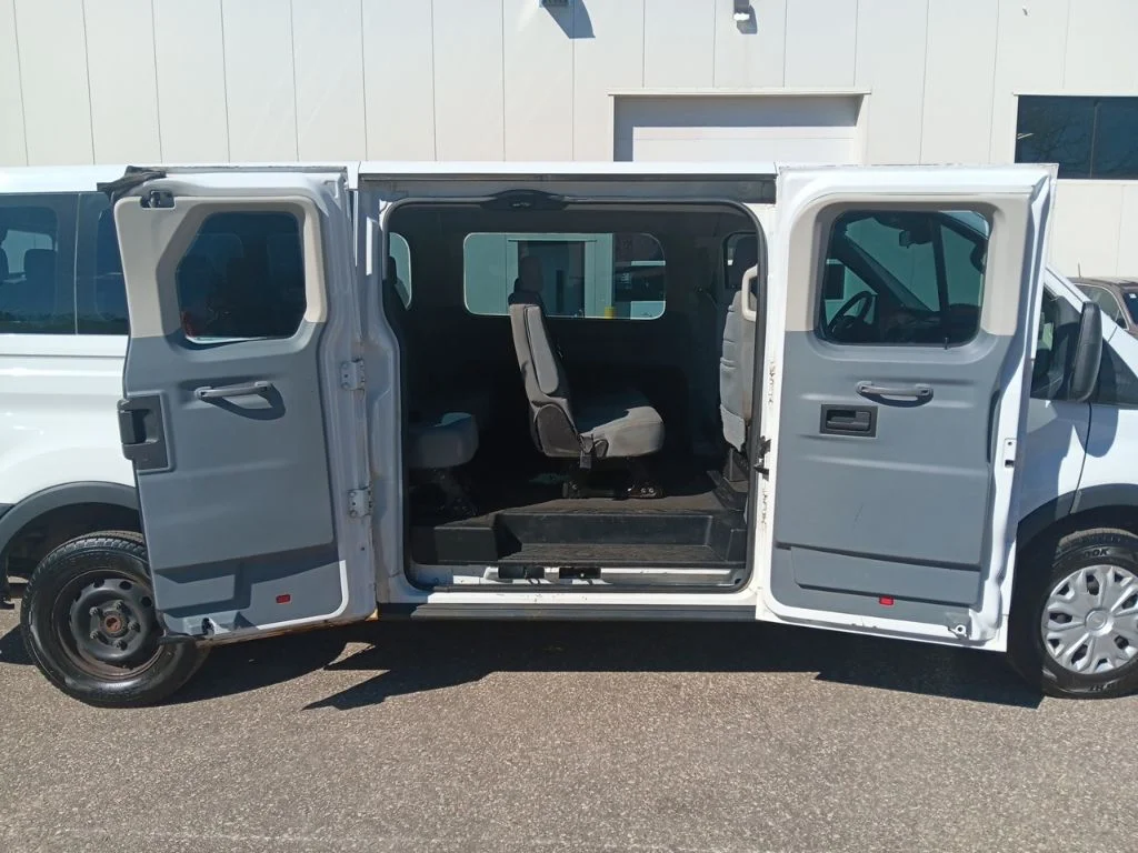 Used 2018 Oxford White Ford XLT image 29