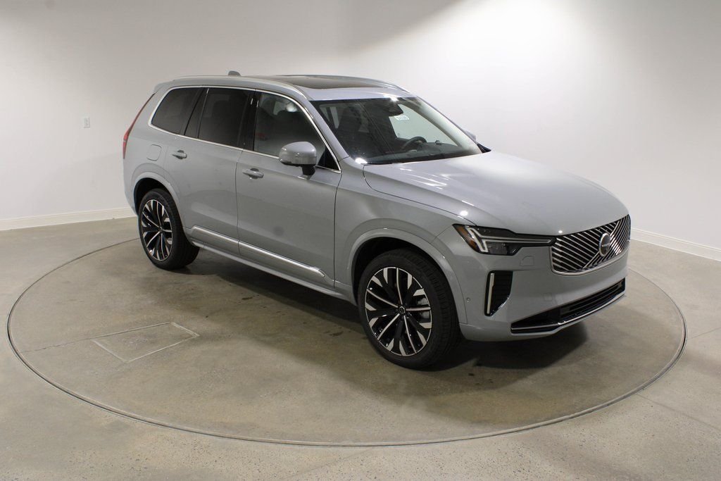 2026 Volvo XC90 Plus - Photo 8