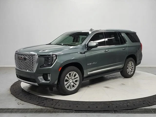 Used 2023 Frosted Pine Metallic GMC Denali image 3