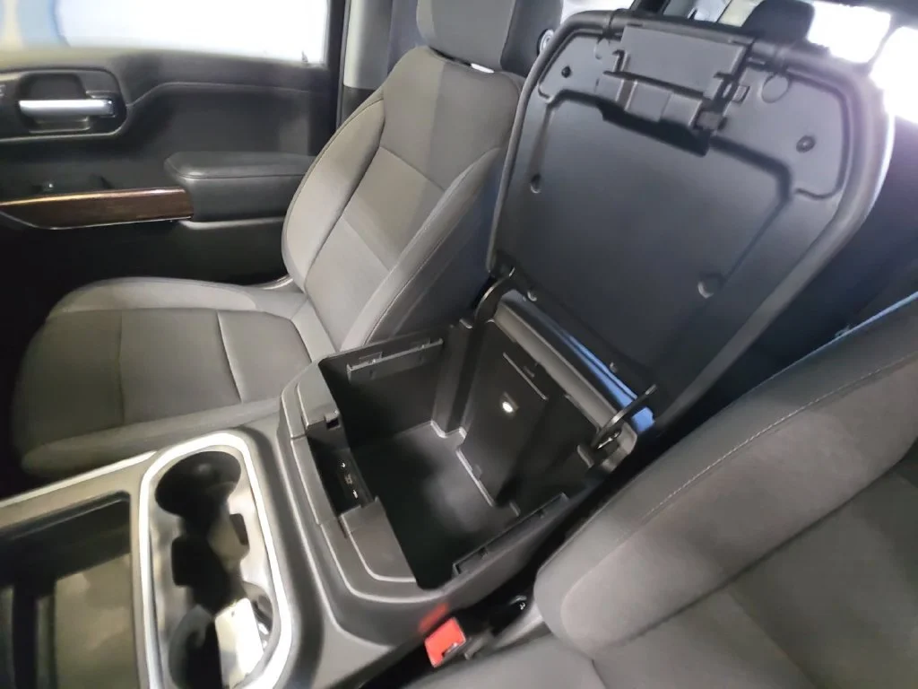 Used 2021 Black GMC Elevation image 33