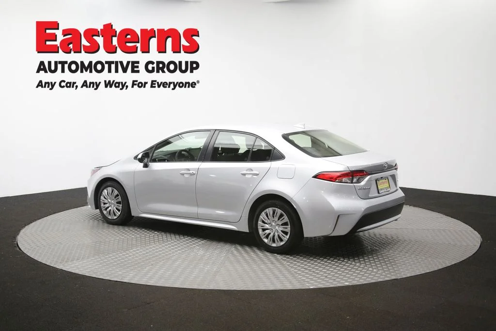 Used 2022 Silver Toyota LE image 63