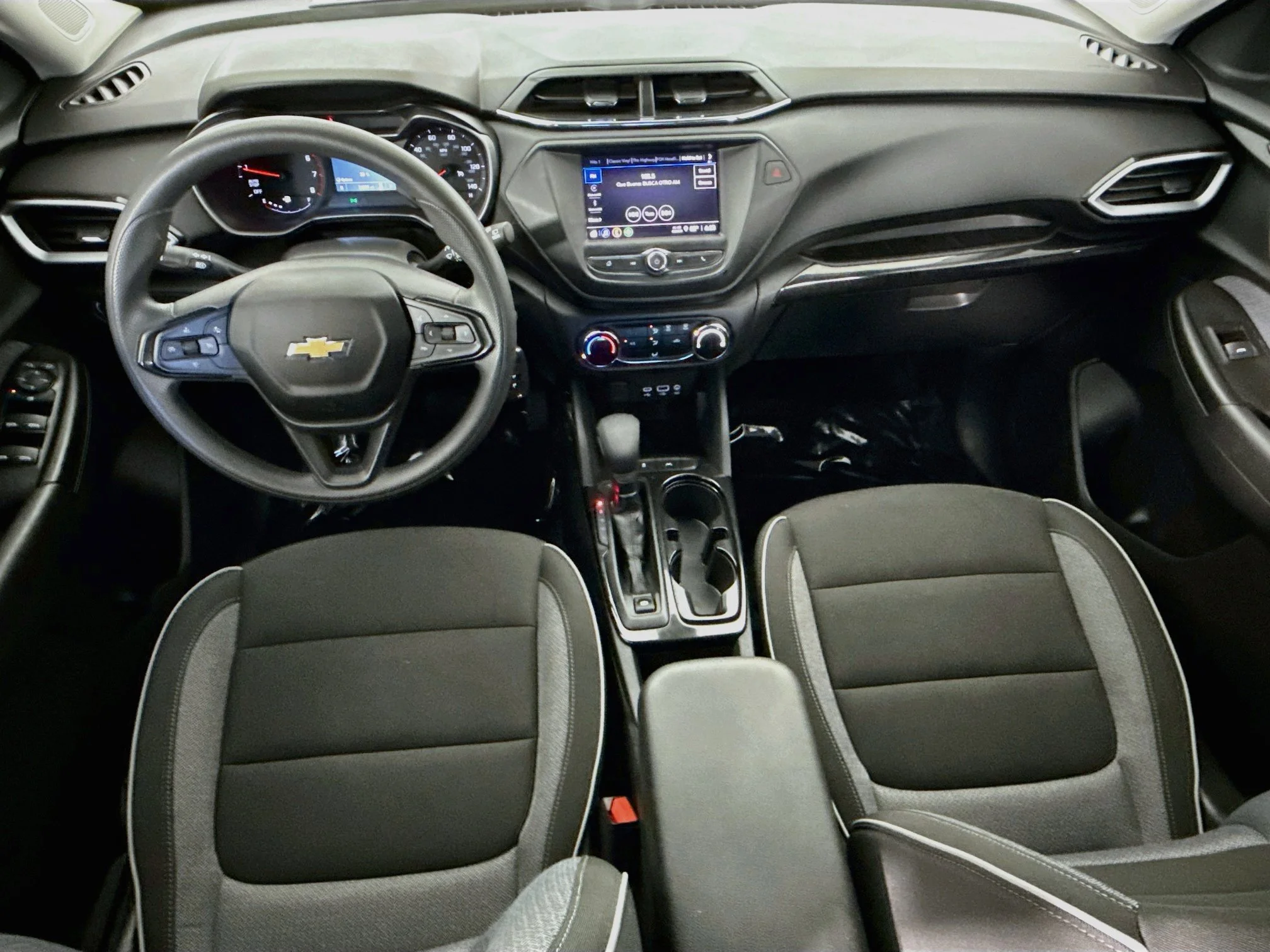 Used 2023 STERLING GRAY METALLIC Chevrolet LS image 24