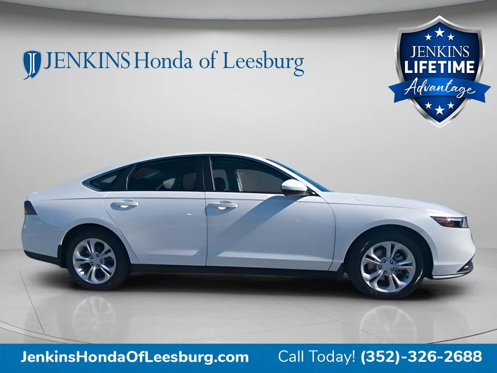New 2026 Platinum White Pearl Honda LX image 2
