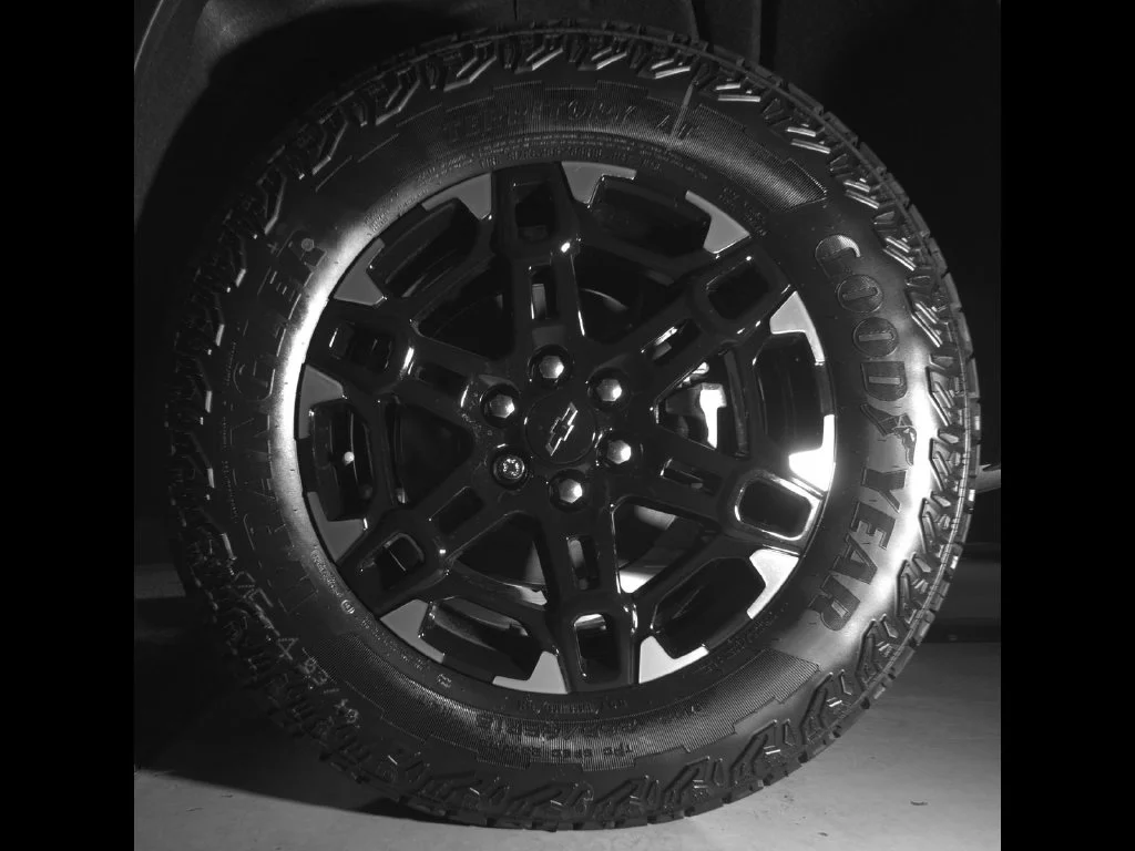 New 2027 Black Chevrolet Z71 image 15