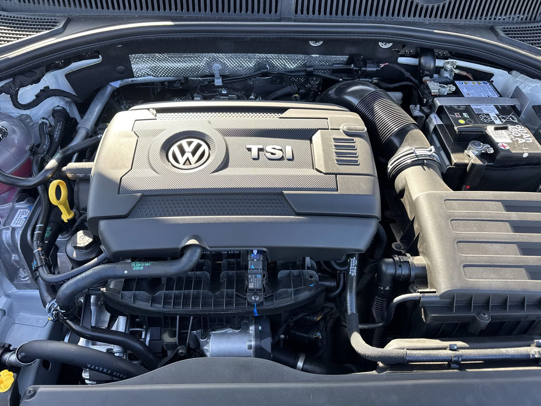 New 2026 Pure White Volkswagen Autobahn image 34