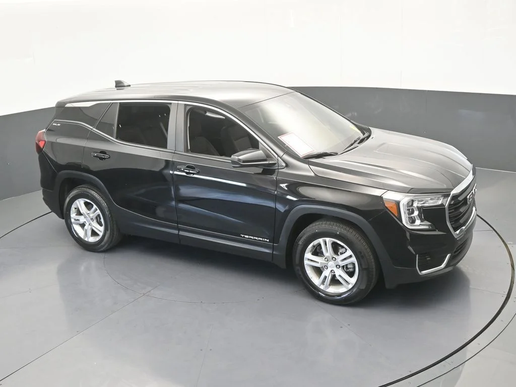 Used 2023 Ebony Twilight Metallic GMC SLE image 48