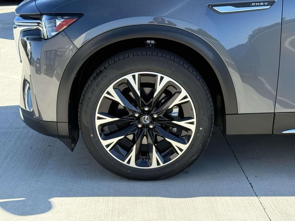 Used 2024 Gray Mazda Premium Plus image 11
