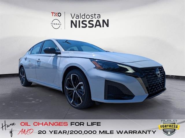 2025 Nissan Altima SR