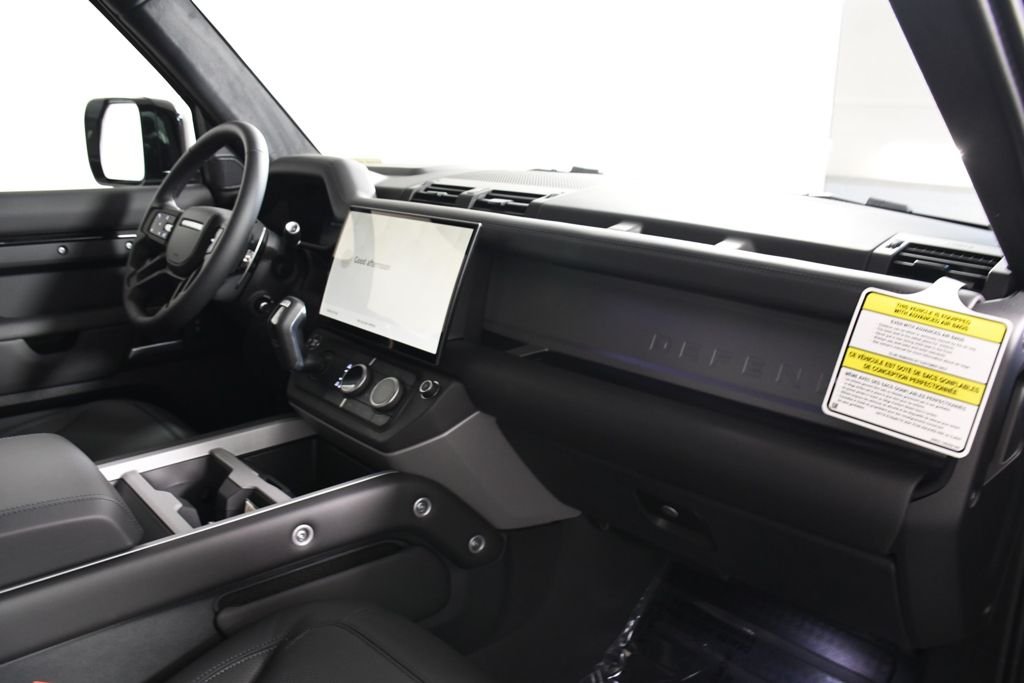 New 2026 Santorini Blk Land Rover V8 image 19