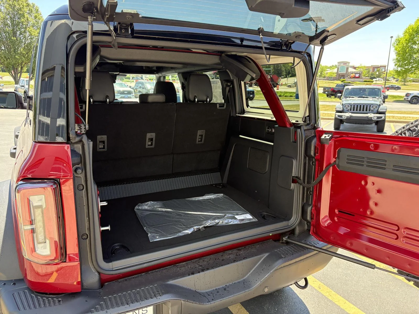 New 2026 Ruby Red Metallic Tinted Clearcoat Ford Badlands® image 23
