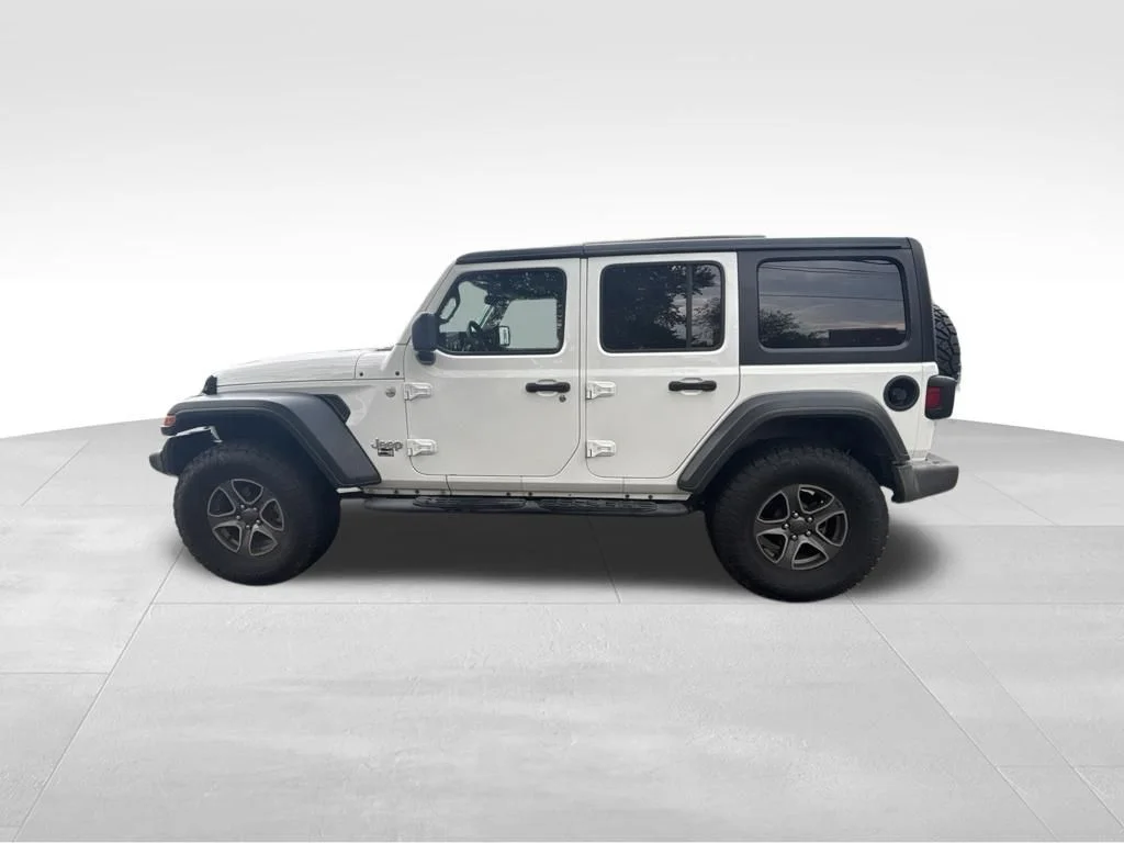 Used 2018 White Jeep Unlimited Sport S image 3