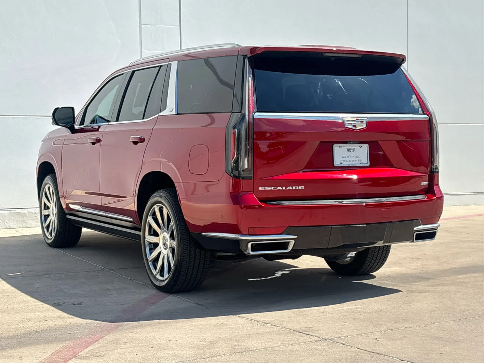 Used 2022 Infrared Tintcoat Cadillac Premium Luxury Platinum image 6