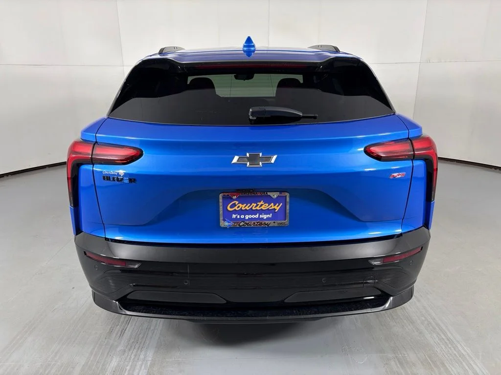 Used 2024 Blue Chevrolet RS image 7