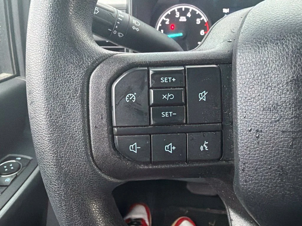 Used 2025 Gray Ford XLT image 16