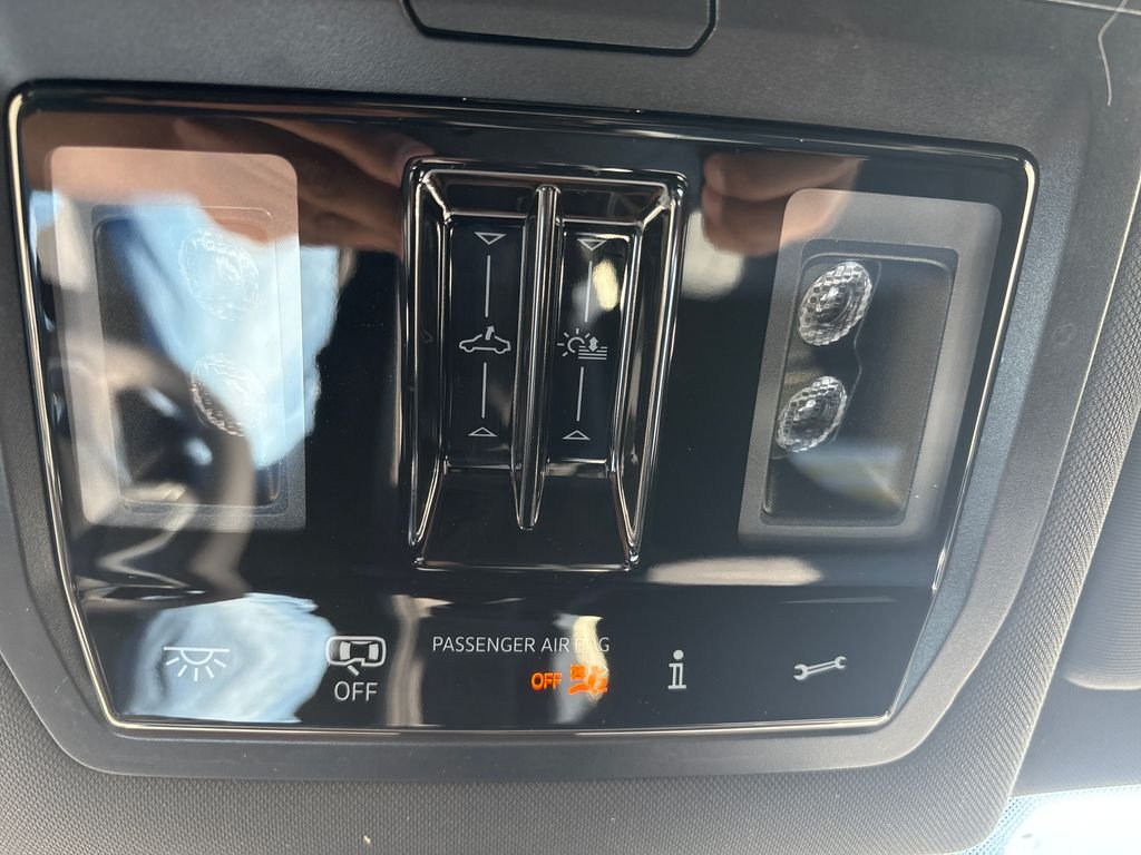 New 2026 White/off-white Volkswagen 2.0T SE R-Line Black image 17