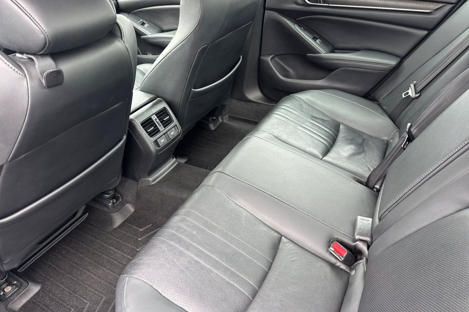 Used 2022 Gray Honda Touring image 12