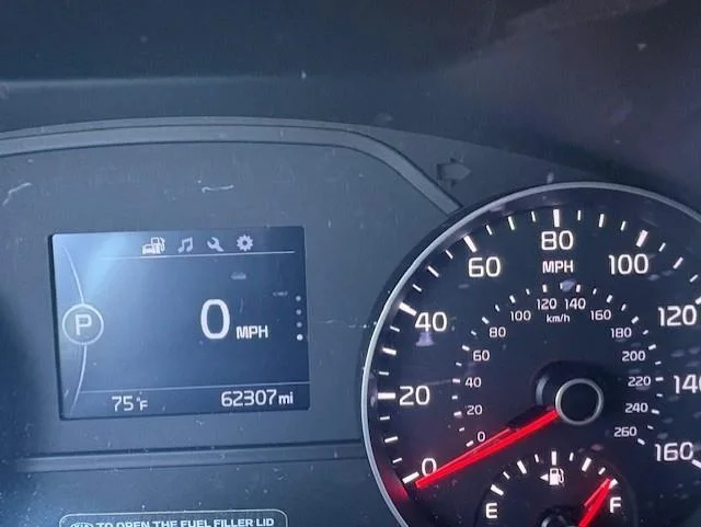Used 2019 Pacific Blue Kia LX image 8