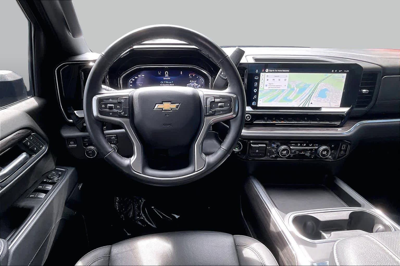 2025 Chevrolet Silverado 2500HD LTZ - Photo 6