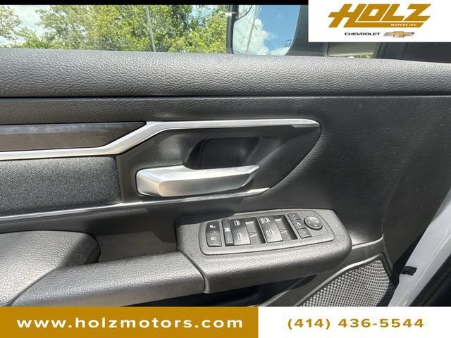 Used 2022 White Ram Big Horn image 24