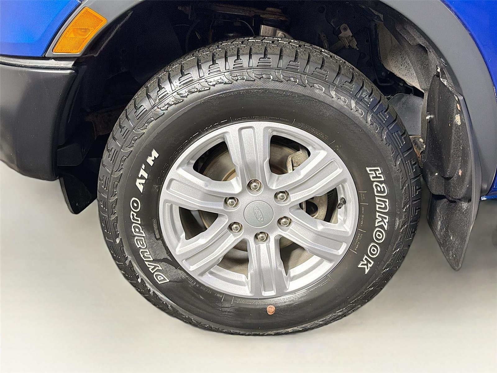 Used 2020 Lightning Blue Ford XL image 31