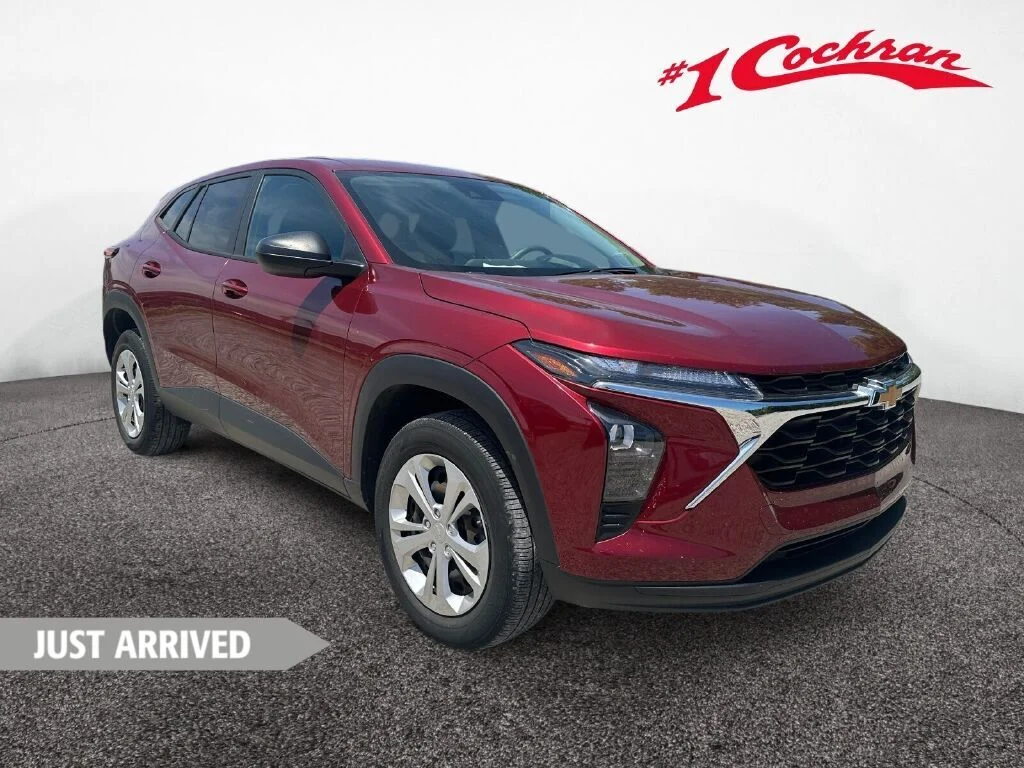 2024 Chevrolet Trax LS's photo