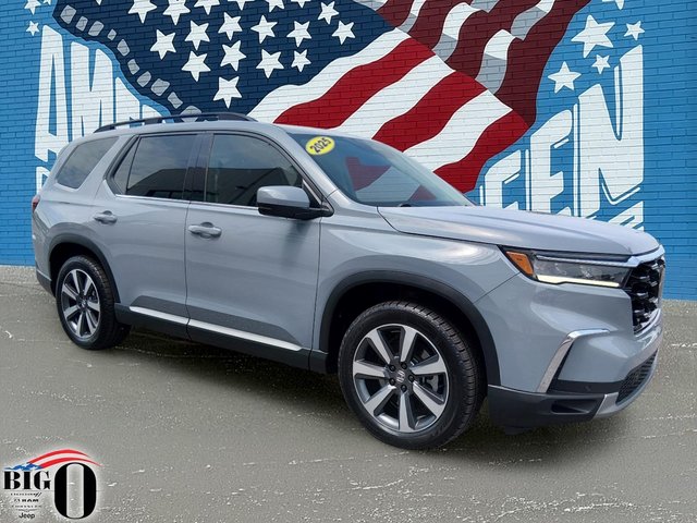 2025 Honda Pilot Touring 4dr SUV
