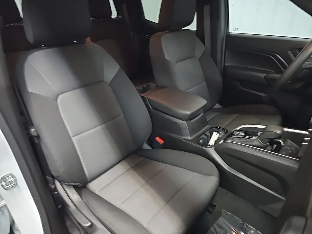 Used 2026 White Chevrolet Trail Boss image 16