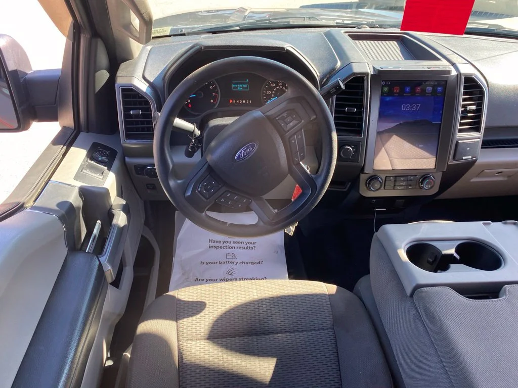 Used 2018 Gray Ford XLT image 9
