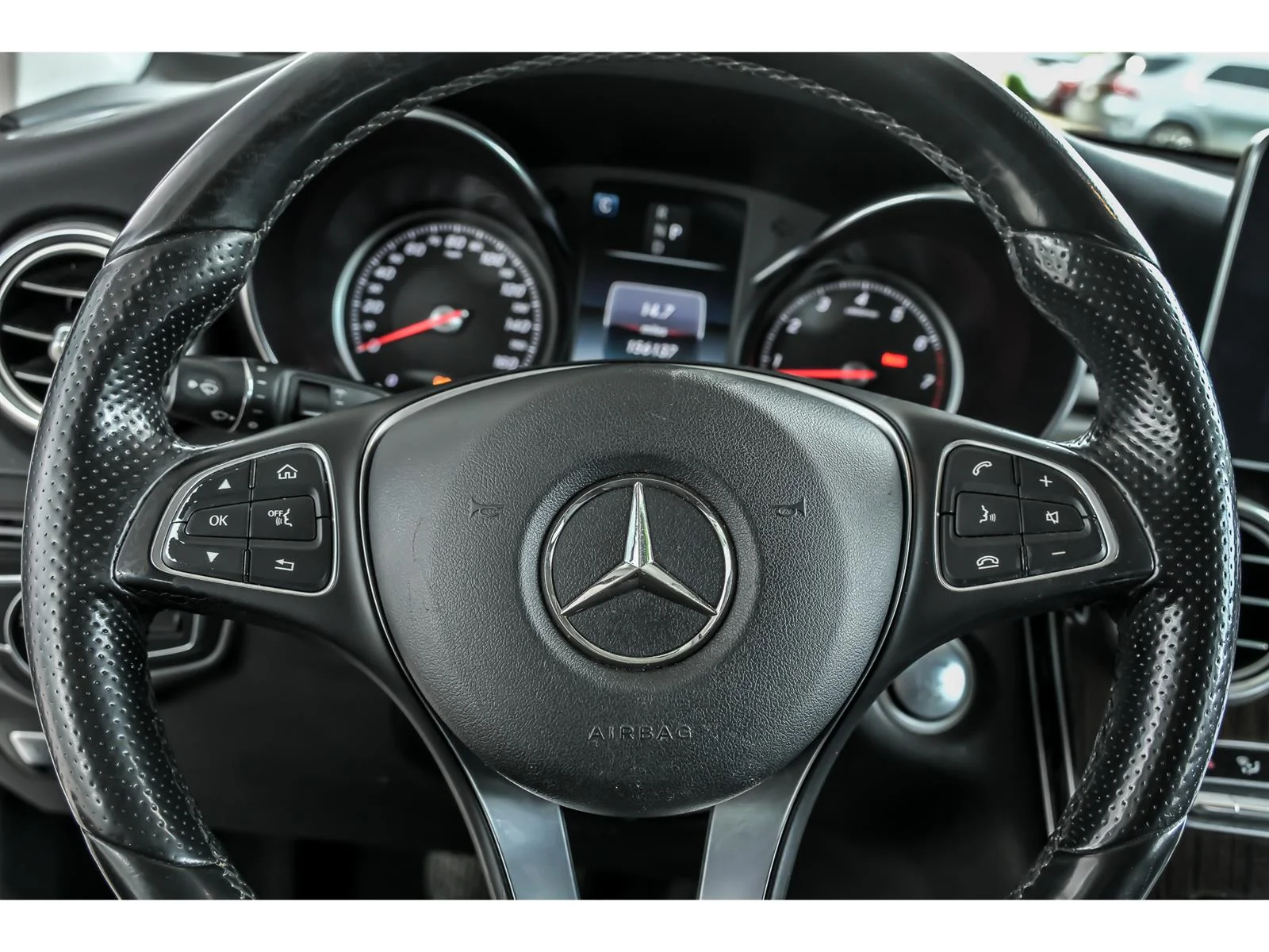 Used 2016 White Mercedes-Benz GLC 300 4MATIC® image 16