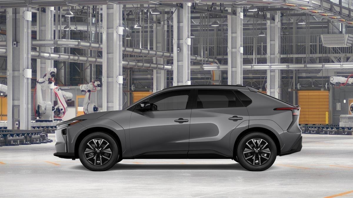 2026 Toyota bZ XLE - Photo 4