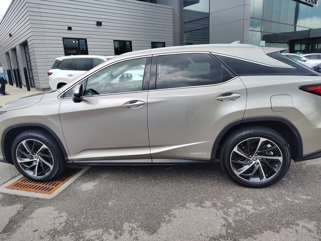 Used 2019 Atomic Silver Lexus 450h image 8