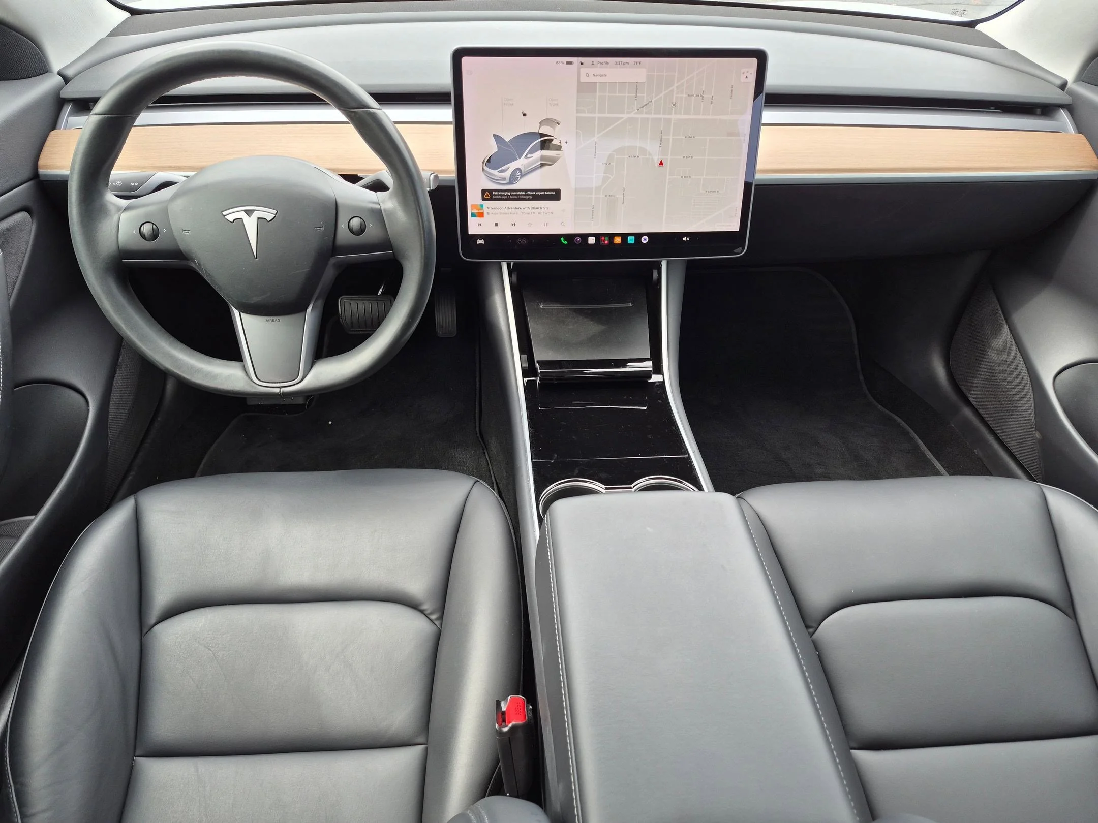Used 2018 White Tesla Mid Range Battery image 21