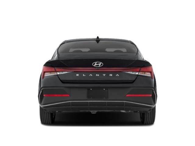 New 2026 White Hyundai SE image 21