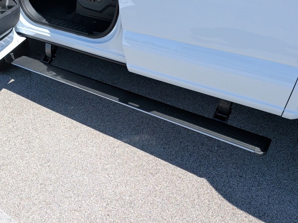 New 2026 Oxford White Ford F-350® Lariat® image 44