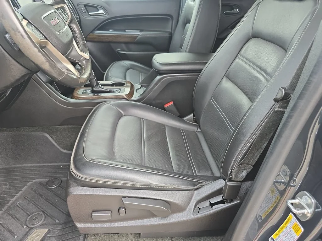 2017 GMC Canyon Denali - Photo 20