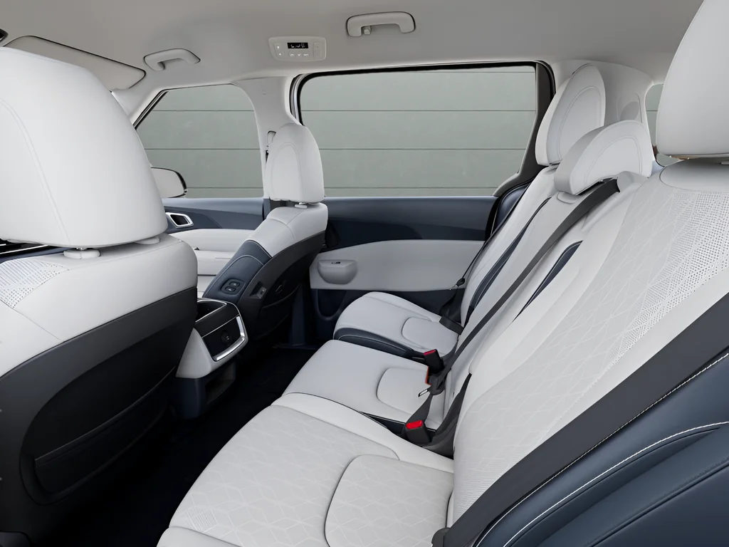 Certified Used 2025 White Kia EX image 14