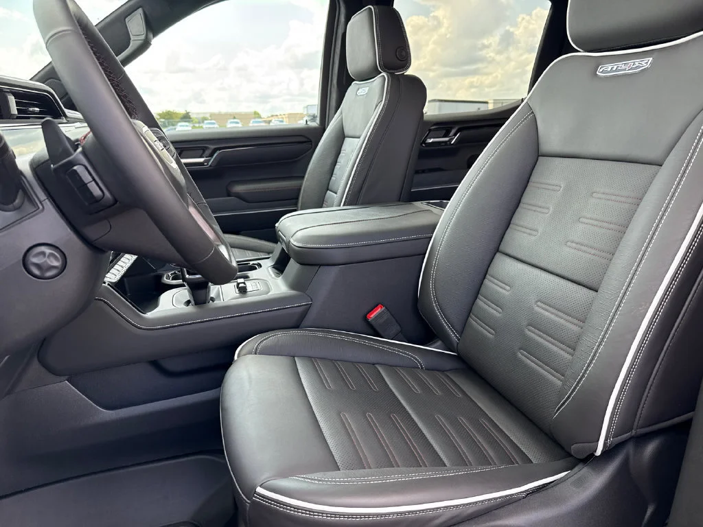 2026 GMC Sierra 1500 AT4X - Photo 16