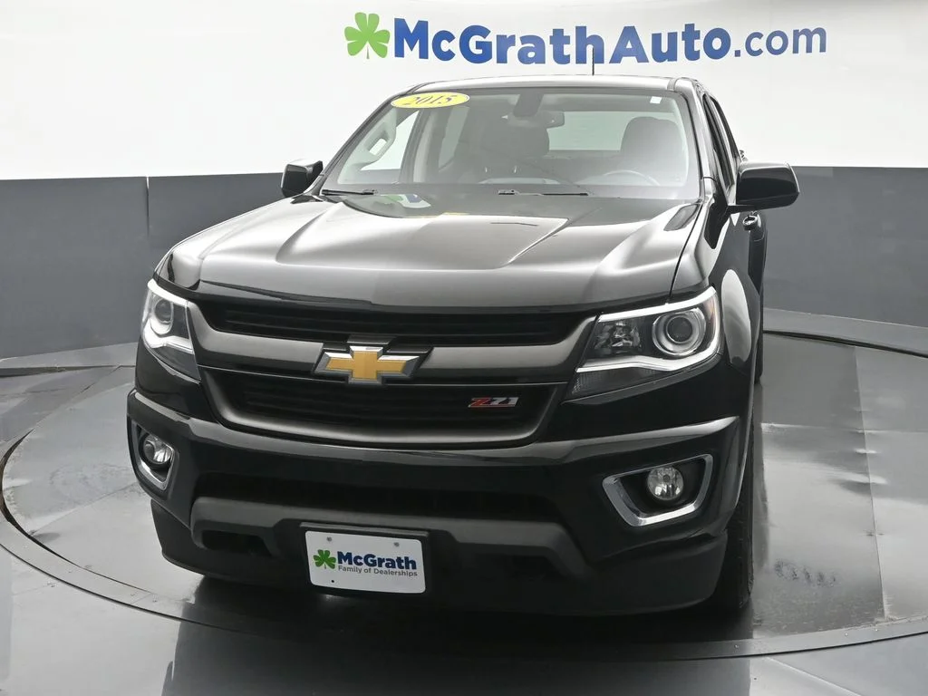 Used 2015 Black Chevrolet Z71 image 20