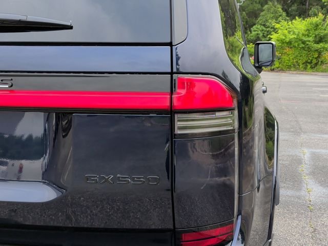 2025 Lexus GX Premium+ - Photo 12