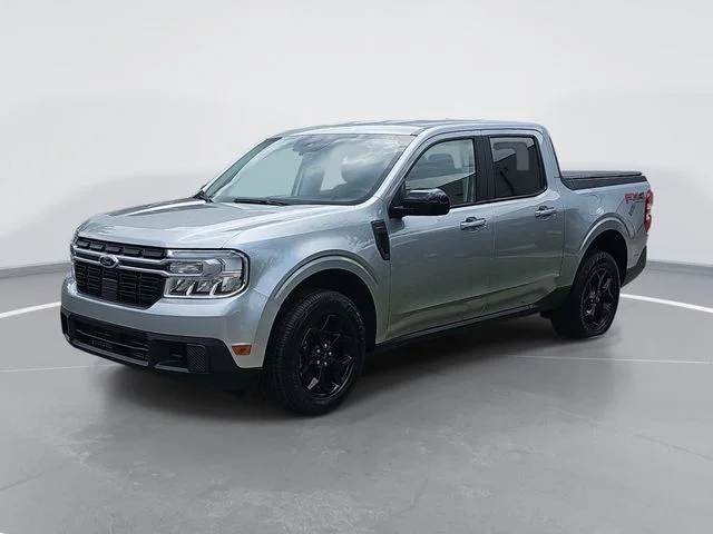 Used 2024 Silver Ford Lariat image 7