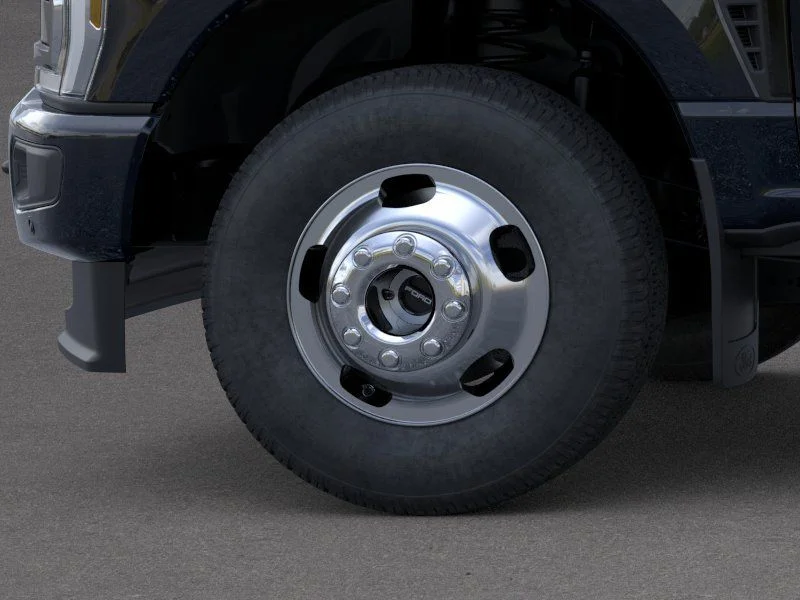New 2026 Agate Black Metallic Ford F-350® Platinum® image 19