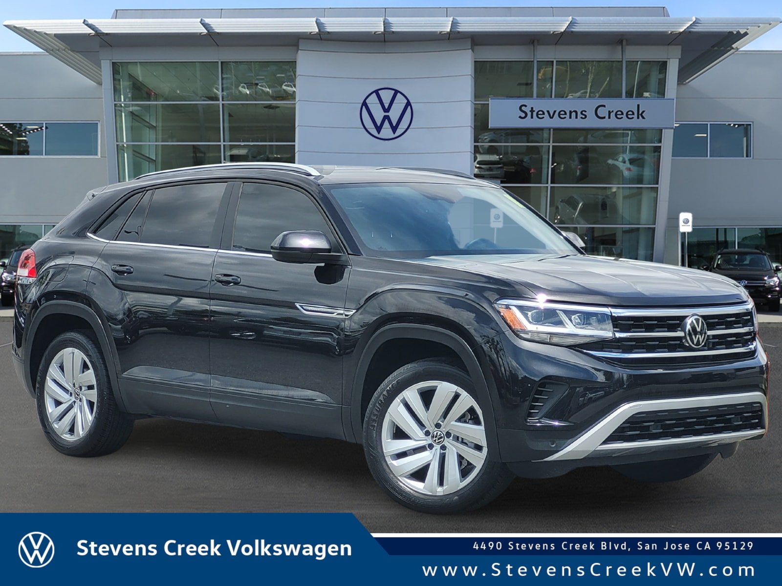 2022 Volkswagen Atlas Cross Sport 3.6L V6 SE w/Tech's photo
