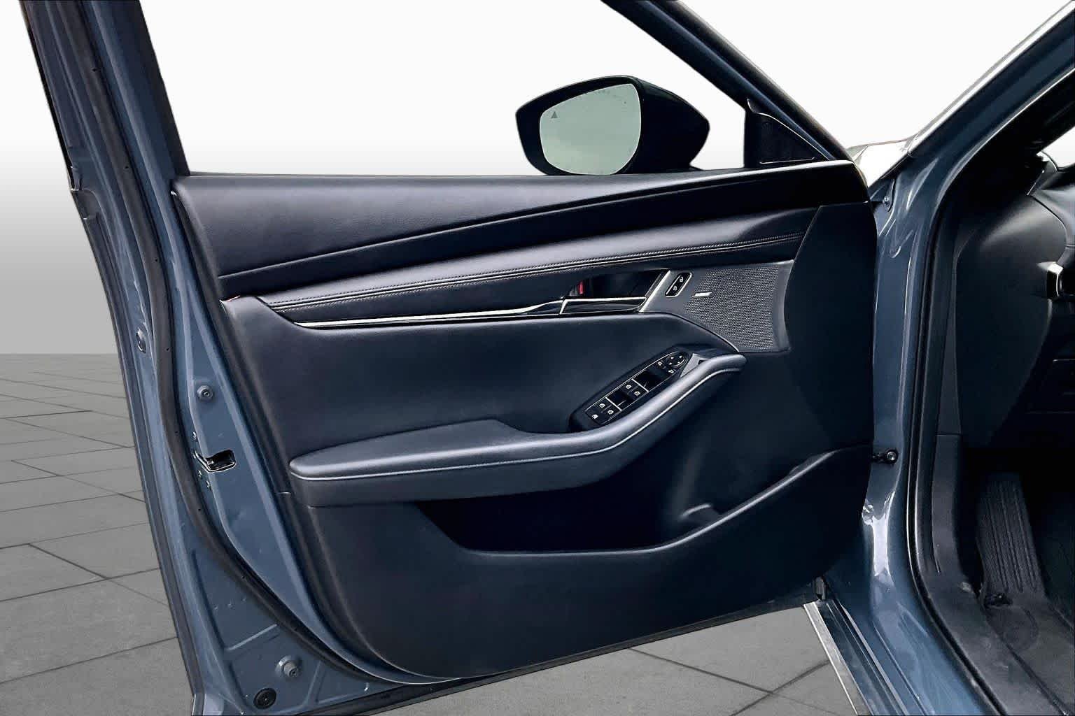 Used 2021 Polymetal Gray Metallic Mazda Premium image 21