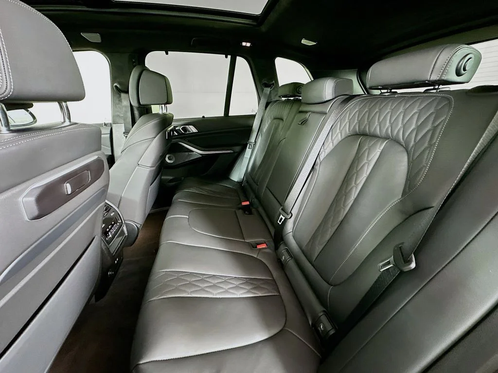 2026 BMW X5 M60i - Photo 24