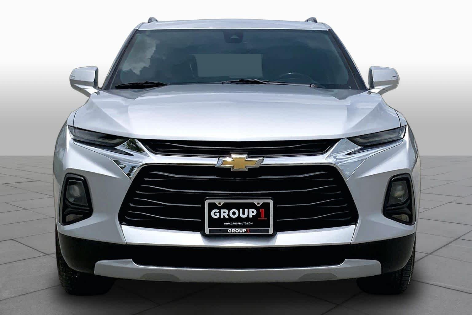 Used 2021 Silver Ice Metallic Chevrolet LT image 4